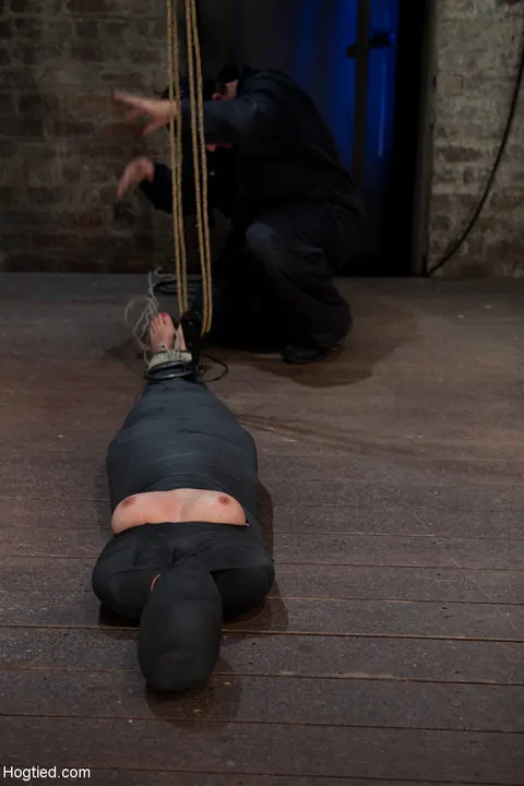 Chloe Camilla: Short-Haired Blonde MILF with Natural Tits Hogtied in Bondage – photo 8 of 21