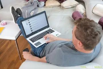 Hungarian PAWG Gets Fucked Doggy Style and Takes a Facial