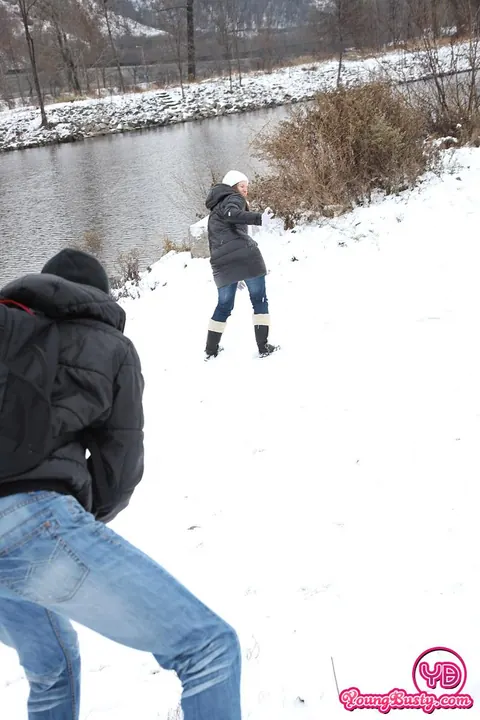 Jennifer Amton: Czech Brunette with Big Tits Fucks Outdoors in Jeans – photo 3 of 14