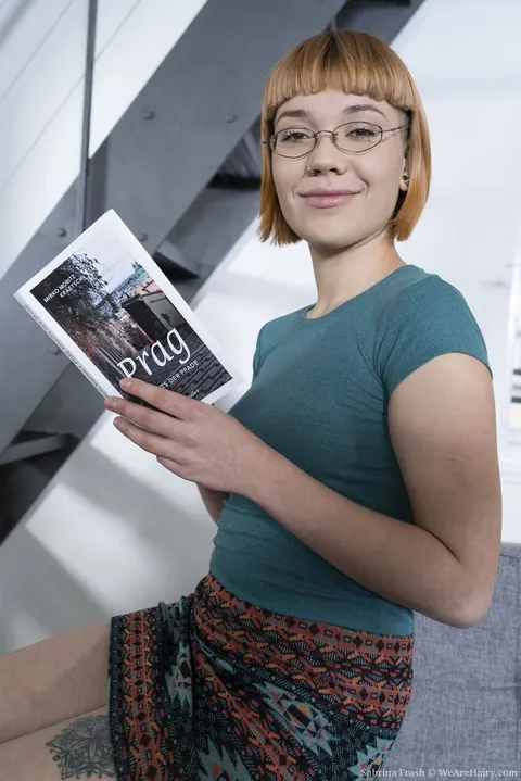 Sabrina Frash: Redhead with Short Hair and Glasses Flaunts Her Hairy Bush – photo 1 of 16