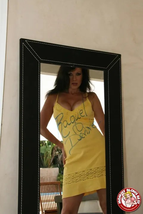 Raquel Devine: Busty Brunette MILF in Heels Gives a Blowjob – photo 3 of 19