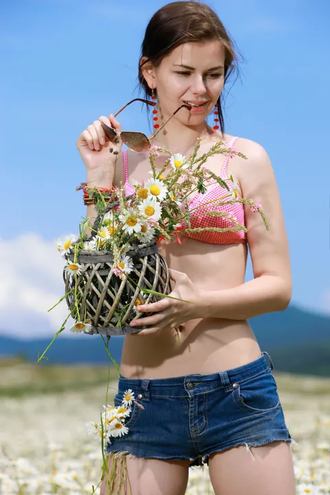 Ukrainian Brunette Pulls Shorts Aside to Spread Her Shaved Pussy in the Forest – photo 4 of 21