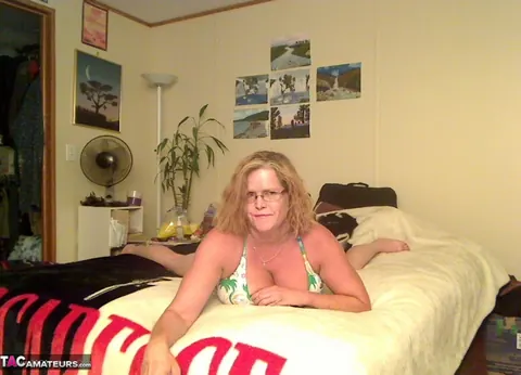 Misha Milf: Chubby Redhead MILF Works a Dildo in Bed Wearing a Bikini and Glasses – photo 2 of 20