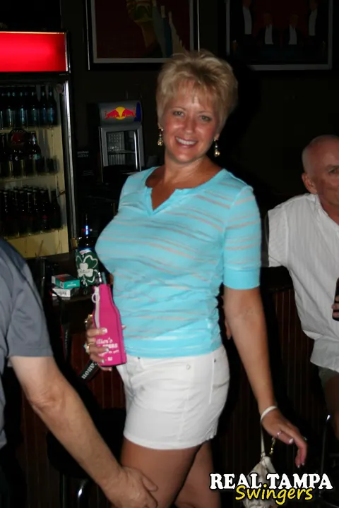 Dee Delmar & Tracy Lick: Tall Blonde MILF Joins a Wild Group Session – photo 20 of 20