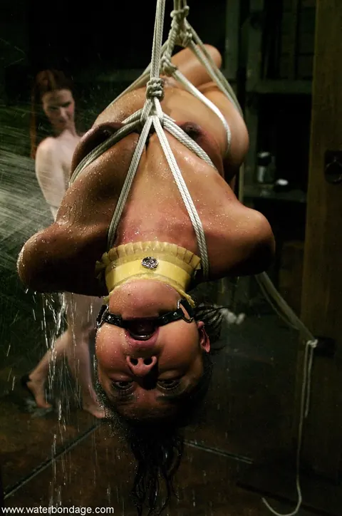 Annie Cruz: Slim Asian MILF Bound in Rope Bondage – photo 16 of 21