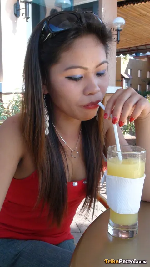Filipina Rides a Partner Cowgirl and Spreads Wide – photo 2 of 21