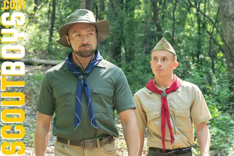 Mature Man Strips and Poses Naked – photo 4 of 20