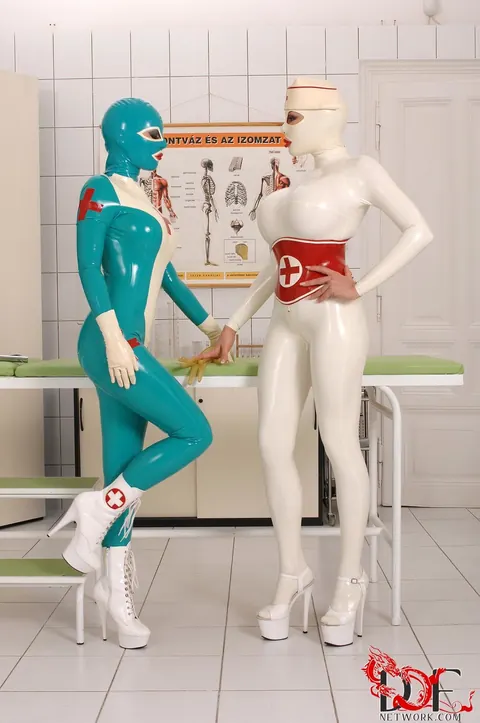 Clanddi Jinkcego: French Blonde and British Brunette in Latex Bondage Spread – photo 5 of 21