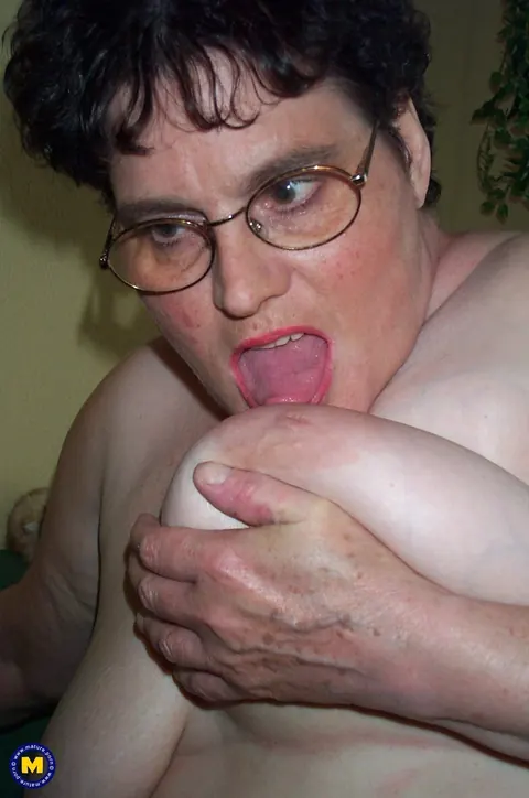 Mature BBW with Big Tits Fingers and Spreads in Glasses – photo 5 of 20