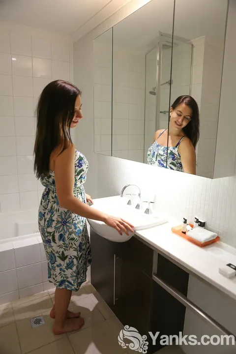 Tindra Frost: Brunette with Big Natural Tits Fingers Her Pussy in the Bathroom – photo 1 of 17