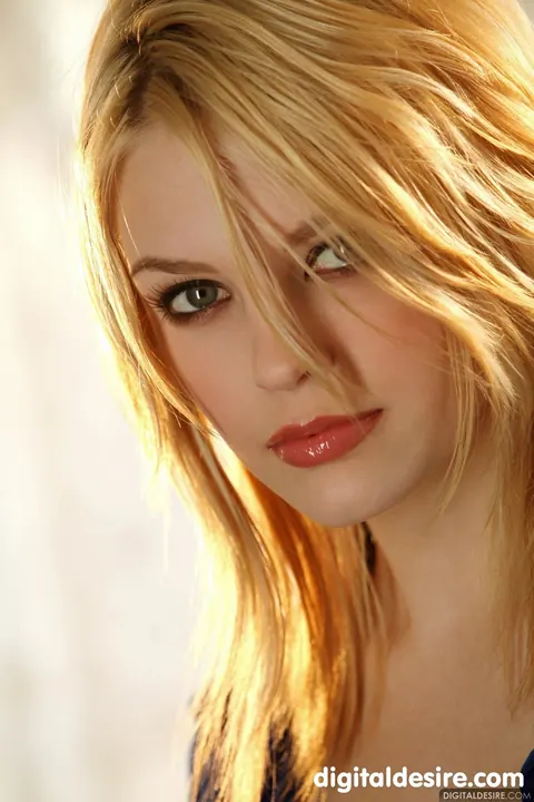 Bree Daniels: Redhead in Lingerie Strips and Shows Her Pussy – photo 1 of 21