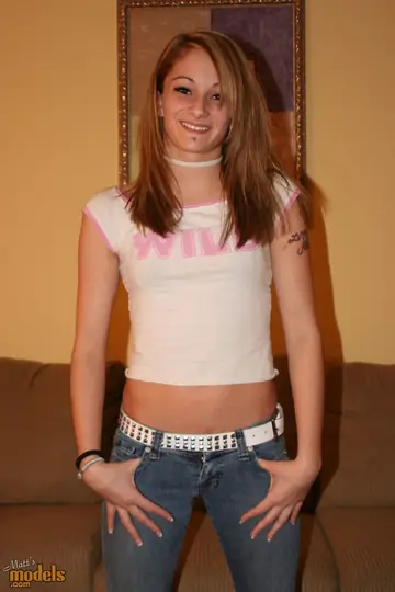Petite Amateur Undresses Out of Her Jeans and Spreads