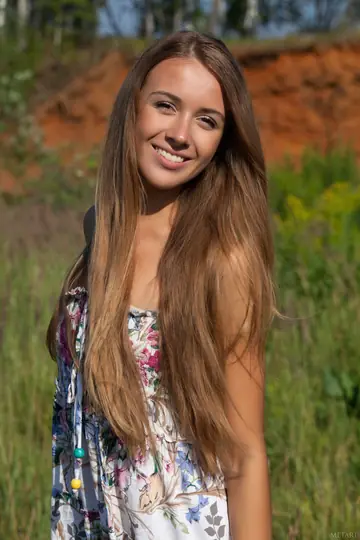 Lina Diamond – Petite Athletic Brunette Strips and Poses Nude Outdoors