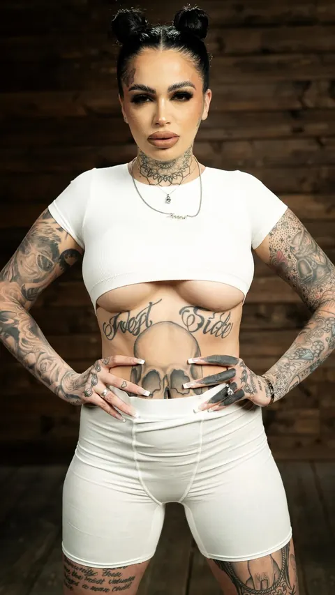 Leigh Raven: Tall Tattooed Brunette Pegs Her Bound Partner – photo 20 of 20