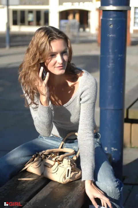 Nikkala Stott: Busty British MILF Strips Out of Her Sweater Outdoors in Jeans – photo 1 of 12
