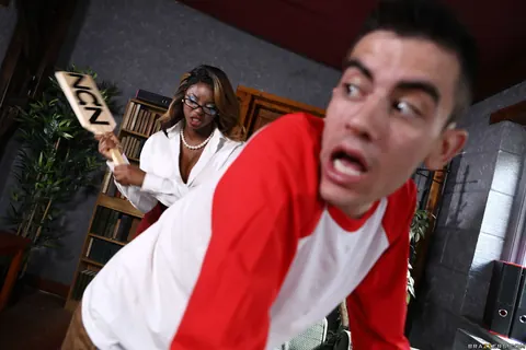 Jasmine Webb: Redhead Ebony MILF Sucks Cock and Gets Fucked in Public – photo 5 of 21
