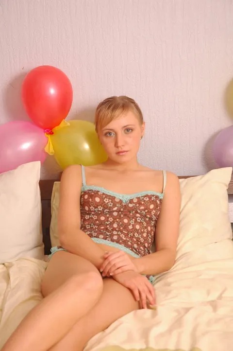 Blonde Deepthroats Her Partner Then Rides Cowgirl Until He Cums – photo 1 of 21