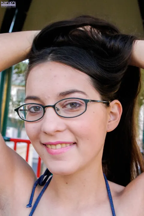 Larisa Fox: Brunette with Big Natural Tits Poses in a Bikini and Glasses – photo 21 of 21