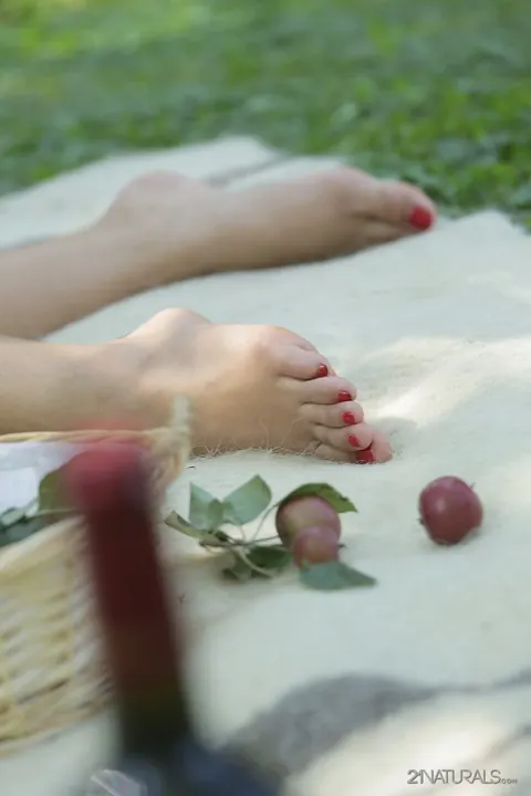 Kira Queen: Busty Russian Brunette Gives a Footjob and Takes Anal Outdoors – photo 5 of 20