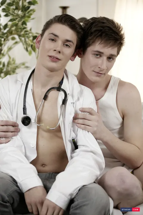 Doctor and Partner Kiss and Use a Dildo Before Anal Sex – photo 1 of 21