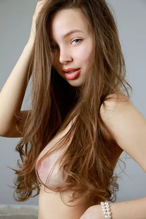 Brunette with Big Natural Tits Strips and Spreads Her Shaved Pussy Wide – photo 3 of 21