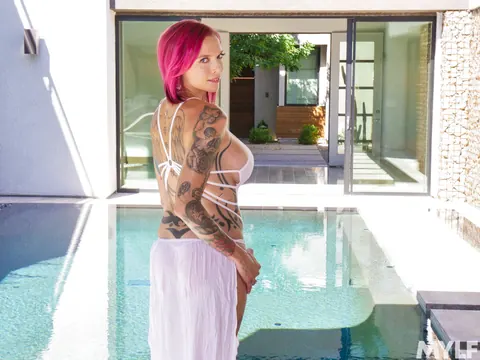 Anna Bell Peaks: Thick Tattooed MILF in Heels Gets Fucked in the Bathroom – photo 3 of 21