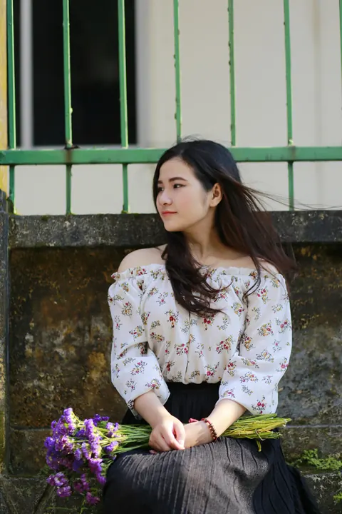 Petite Asian Brunette Flashes Her Pussy and Ass on Public Street – photo 21 of 21