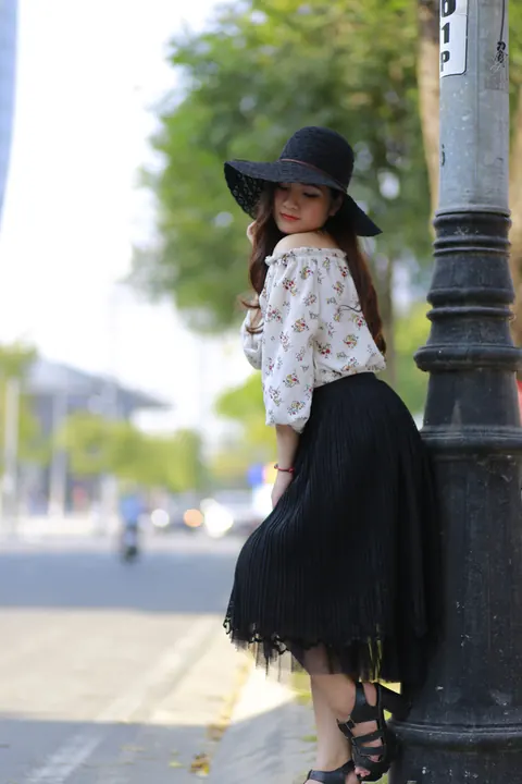 Petite Asian Brunette Flashes Her Pussy and Ass on Public Street – photo 12 of 21