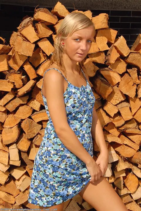 Blonde Undresses Outdoors and Spreads Her Hairy Pussy – photo 1 of 21