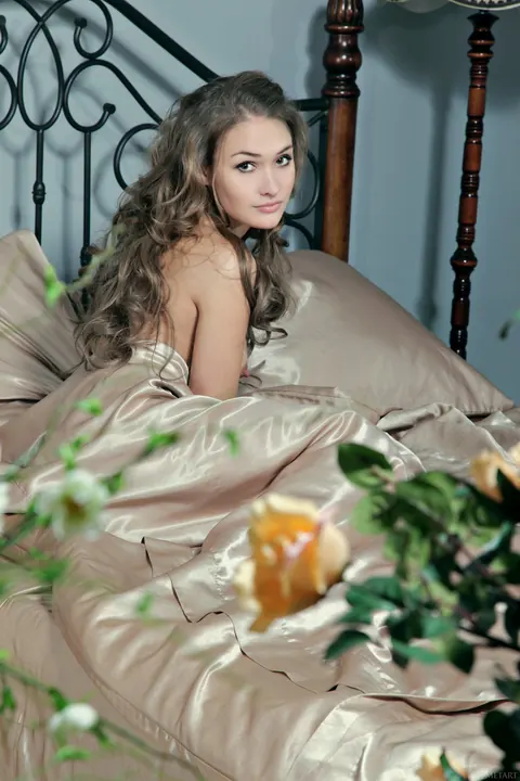 Emilia A: Petite Latina Brunette Poses Nude in the Bedroom – photo 4 of 21