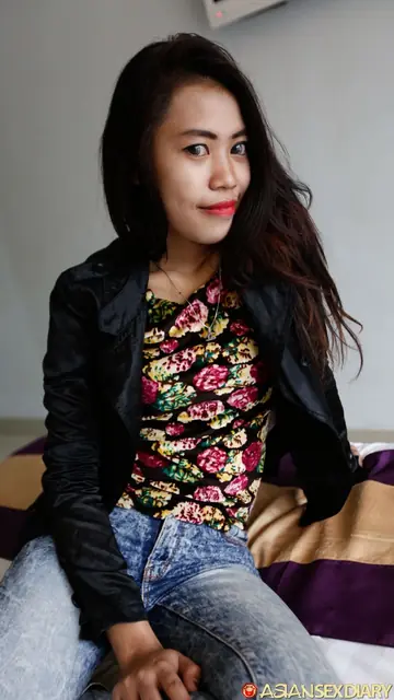 Ananta Shakti – Tall Slim Brunette Undresses for Hairy Pussy Sex
