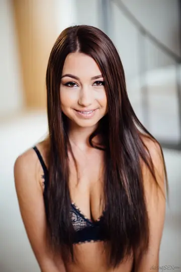 Taylor Sands – Brunette Reveals Her Small Natural Tits and Strips Nude