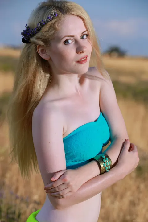 Fay Love: Petite Ukrainian Blonde Strips and Spreads Outdoors – photo 2 of 21