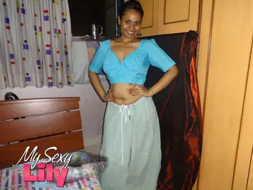 Indian Brunette Reveals Her Natural Tits in a Skirt