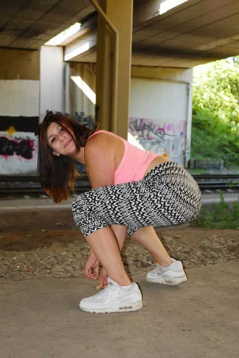 JULY JOHNSON: Curvy German Brunette Has Sex Outdoors Showing Her Big Natural Tits – photo 11 of 21