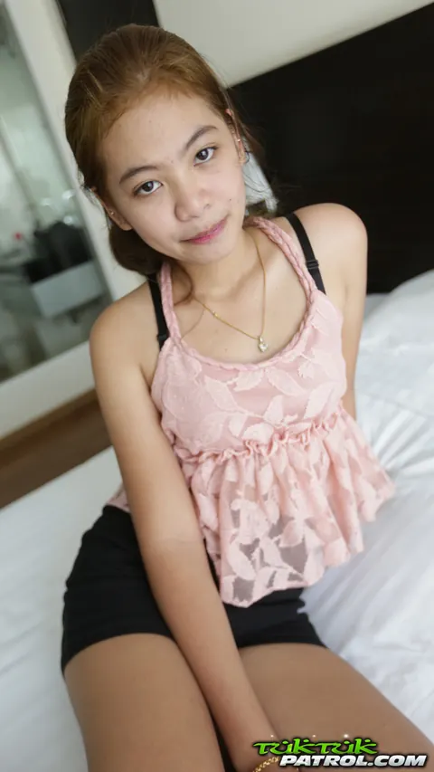 Petite Thai Brunette Strips Off Her Shorts to Show Her Hairy Pussy – photo 5 of 21