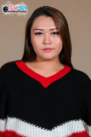 Curvy Asian Trans Woman Strips Out of Her Lingerie