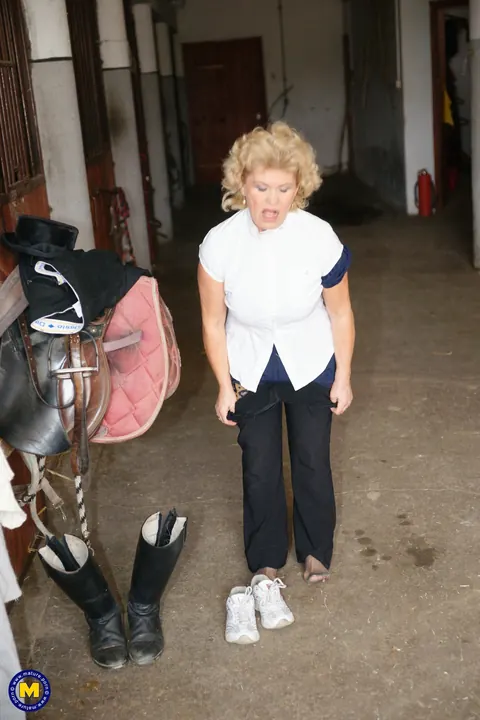 Mature European Blonde Dildos Her Pussy in a Barn – photo 1 of 21