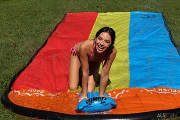 Brunette Ditches Bikini and Spreads Her Pussy Outdoors