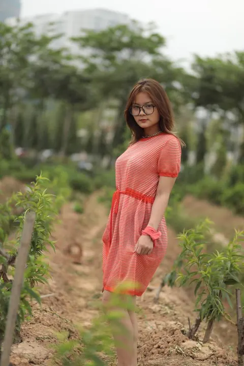 PAWG in Glasses and Skirt Poses Outdoors – photo 2 of 20