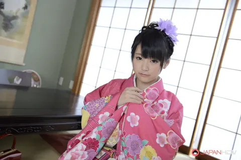 Tsuna Kimura: Japanese Redhead Strips Out of Her Kimono Robe – photo 5 of 15