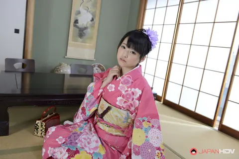 Tsuna Kimura: Japanese Redhead Strips Out of Her Kimono Robe – photo 6 of 15