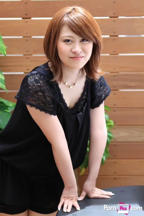 Japanese Redhead Strips to Lingerie Outdoors – photo 5 of 21