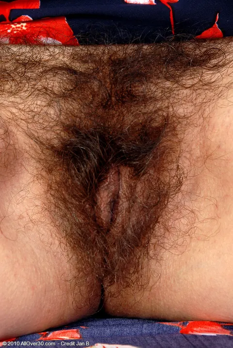Curly Short Haired Woman Shows Her Hairy Muff and Big Tits – photo 6 of 16
