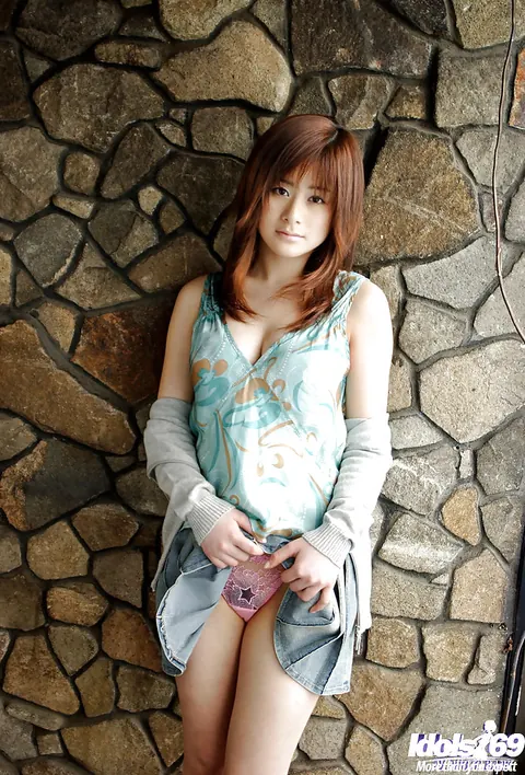 Sumire Aida: Asian Babe Strips Out of Her Lingerie and Skirt – photo 4 of 16