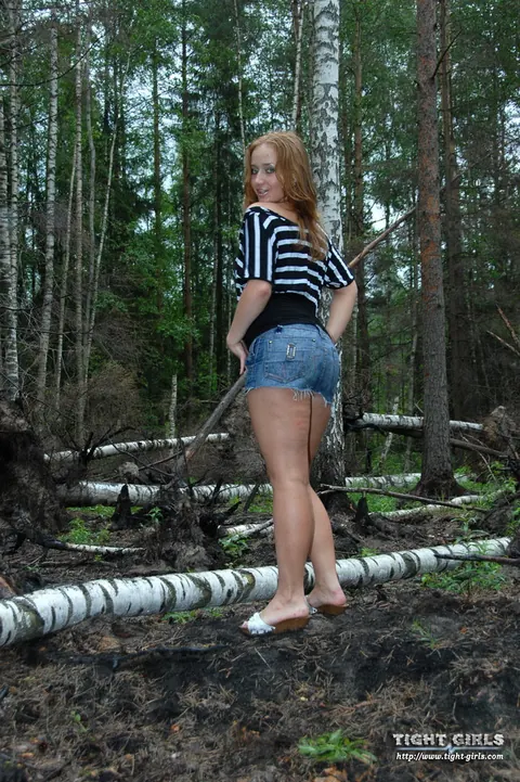 Redhead PAWG Strips Out of Her Skirt in the Forest – photo 1 of 15