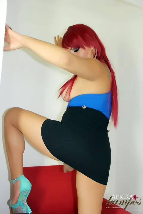 Petite Trans Woman Poses in a Dress and Heels – photo 11 of 15