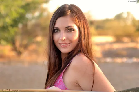 Franchezca Valentina: Tattooed Brunette Flashes Her Natural Tits and Spreads in Public – photo 16 of 20