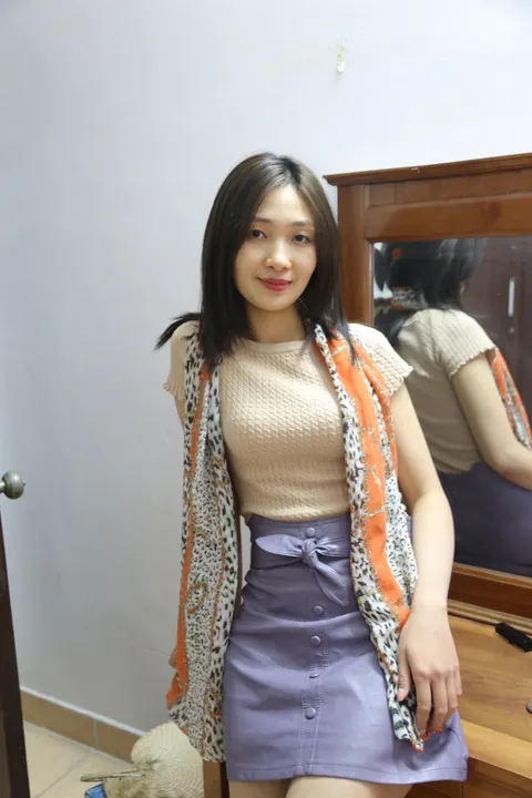 Japanese Woman Poses Outdoors Fully Clothed – photo 2 of 20