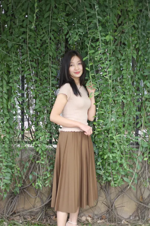 Japanese Woman Poses Outdoors Fully Clothed – photo 18 of 20